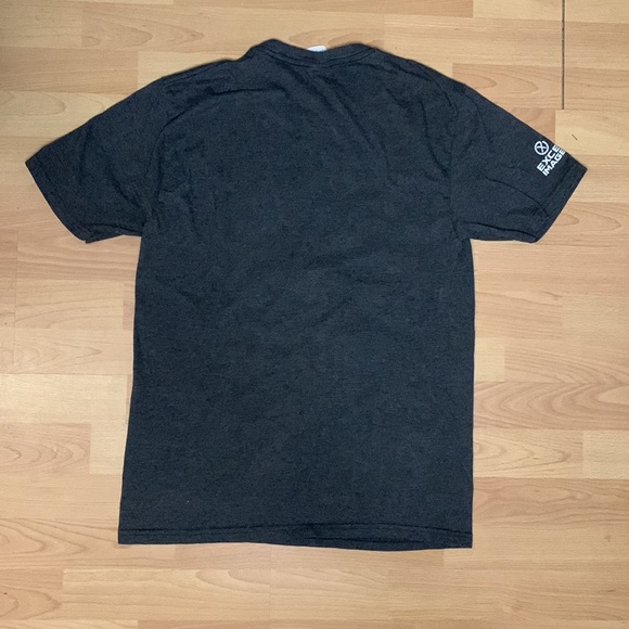 Size small cotton t-shirt - Picture 4 of 4